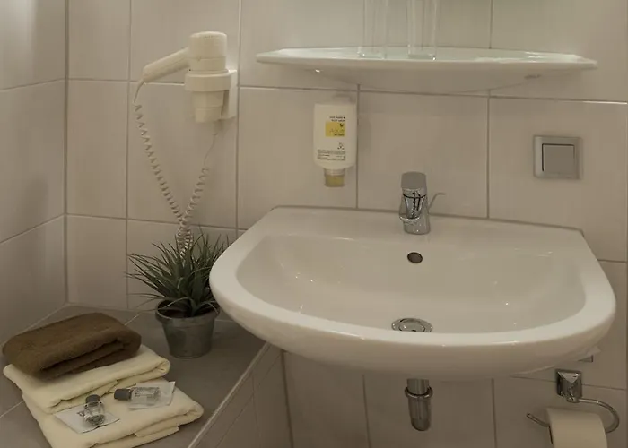 Dorheimer Hof 3* Friedberg (Hessen)